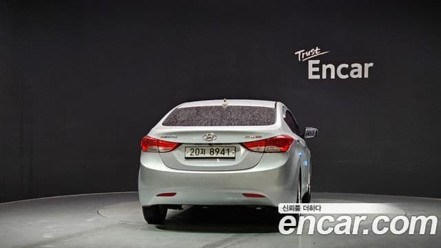 Hyundai Avante MD Luxury, 2012 4