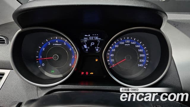 Hyundai Avante MD Luxury, 2012 8