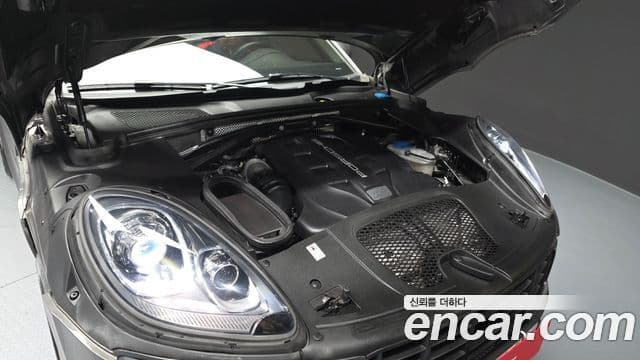 Porsche Macan 95B, 2015 6