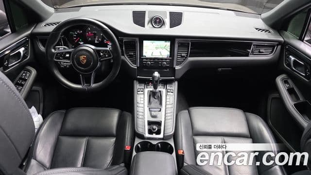 Porsche Macan 95B, 2015 7