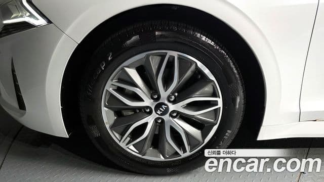 Kia K5 гибрид 3세대 Noblesse, 2020 все фото