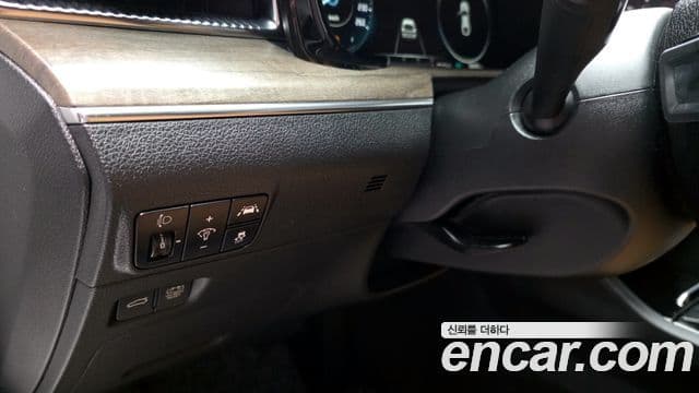 Kia K5 гибрид 3세대 Noblesse, 2020 18