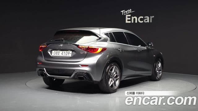 Infiniti Q30 Premium, 2017 2