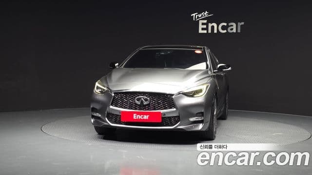 Infiniti Q30 Premium, 2017 3