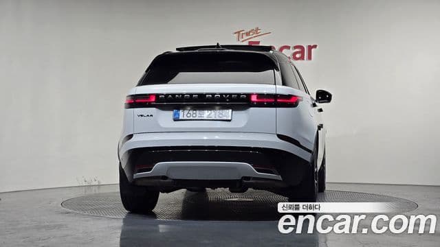 Land Rover Range Rover Velar 3.0 P400 Dynamic HSE, 2025 4