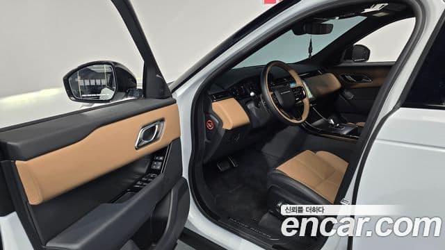 Land Rover Range Rover Velar 3.0 P400 Dynamic HSE, 2025 10