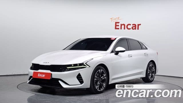 Kia K5 гибрид 3세대 Signature, 2023 1
