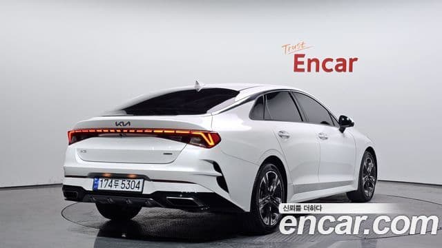Kia K5 гибрид 3세대 Signature, 2023 2