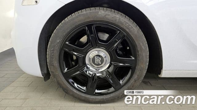 Rolls-Royce 고스트 6.6 EWB V12, 2019 все фото