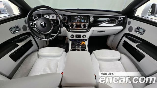 Rolls-Royce 고스트 6.6 EWB V12, 2019 7