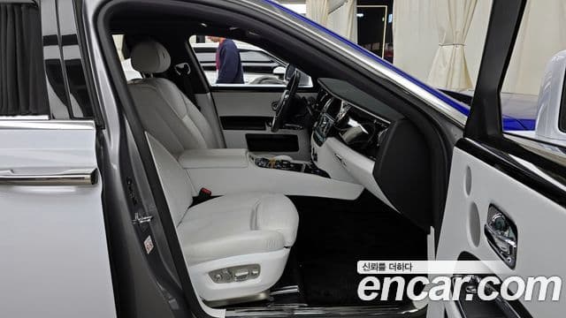 Rolls-Royce 고스트 6.6 EWB V12, 2019 11