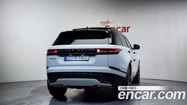 Land Rover Range Rover Velar 3.0 P400 Dynamic HSE, 2025 4