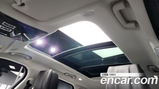 Land Rover Range Rover Velar 3.0 P400 Dynamic HSE, 2025 19