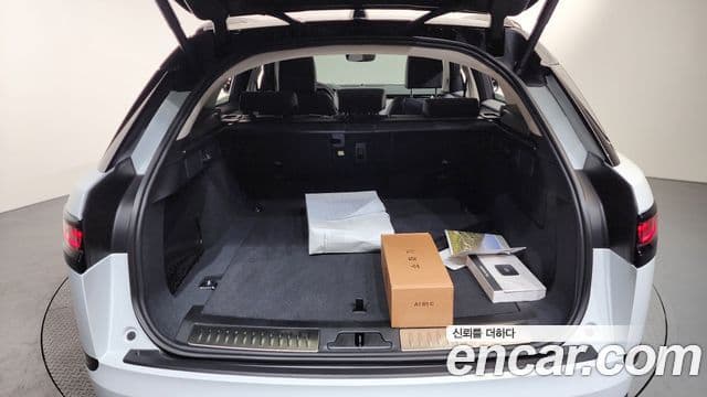 Land Rover Range Rover Velar 3.0 P400 Dynamic HSE, 2025 20