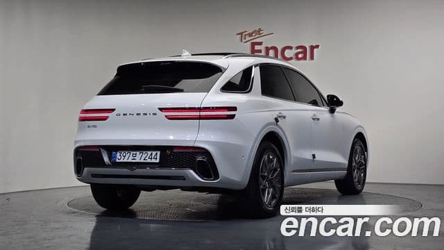 Genesis GV70, 2022 2