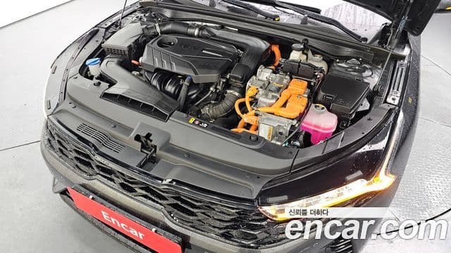 Kia K5 гибрид 3세대 Signature, 2023 6