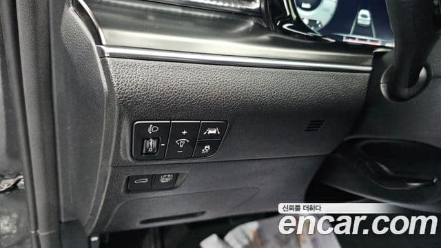 Kia K5 гибрид 3세대 Signature, 2023 13