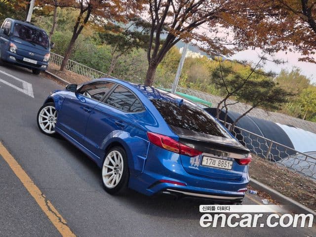 Hyundai Avante AD 1.6 турбо Sport, 2017 3