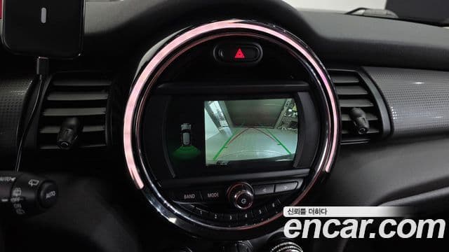 Mini Cooper 3세대, 2020 14