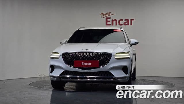 Genesis GV70, 2021 3