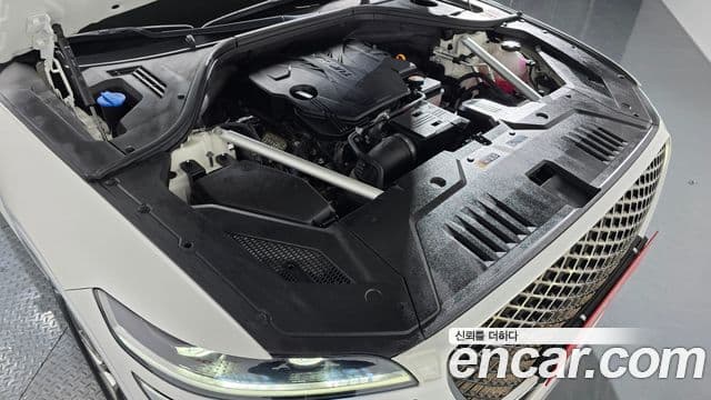 Genesis GV70, 2021 6