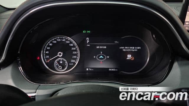 Genesis GV70, 2021 8