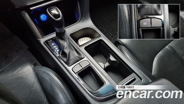 Hyundai LF Sonata Premium, 2017 12