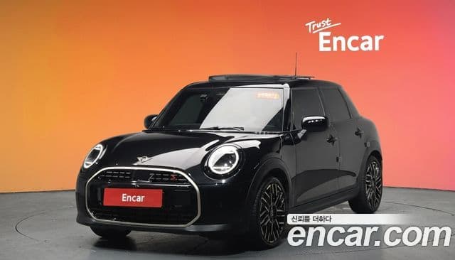 Mini Cooper S 4세대 5도어 favored, 2025 1