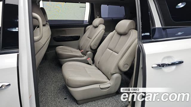 Kia The / новый New Carnival Special, 2019 12