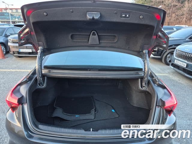 Kia K8 гибрид Noblesse, 2023 10