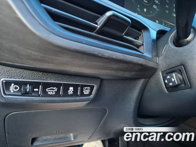 Kia K8 гибрид Noblesse, 2023 18