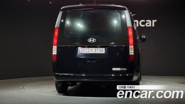 Hyundai Staria Modern, 2025 4