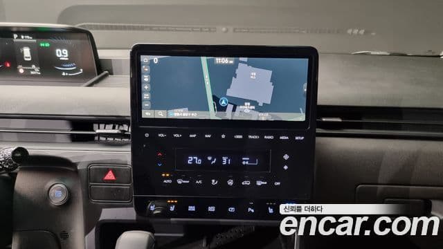 Hyundai Staria Modern, 2025 14