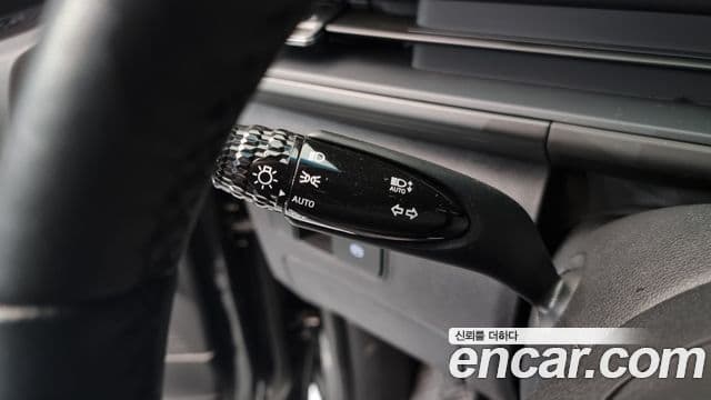 Hyundai Staria Modern, 2025 18