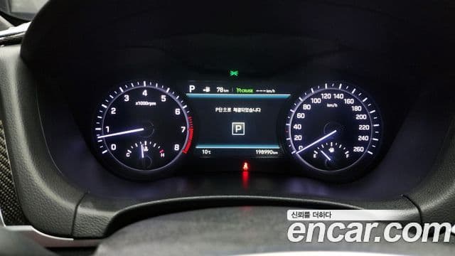 Genesis G80 Sport, 2017 8