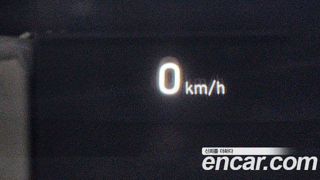 Genesis G80 Sport, 2017 13