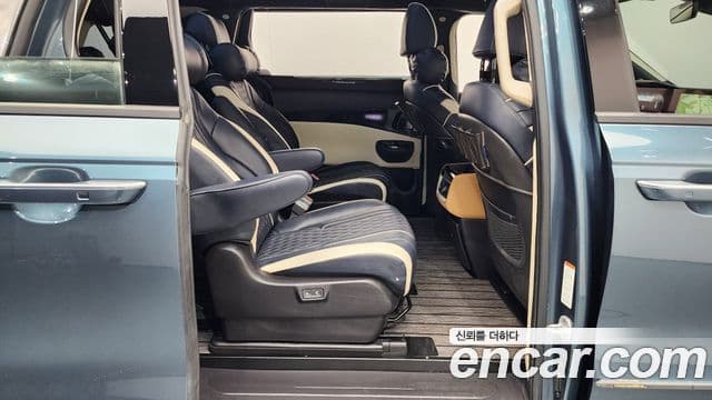 Kia Carnival 4세대 бензин 9인승 High Limousine(компания по спецнадстройкам), 2023 12