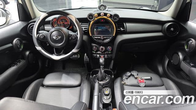 Mini Cooper D 3세대, 2016 7