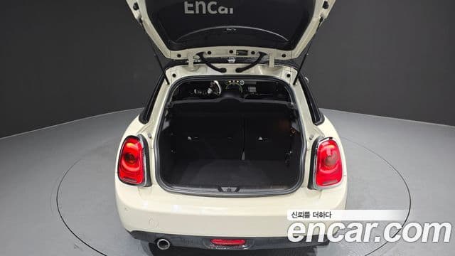 Mini Cooper D 3세대, 2016 20