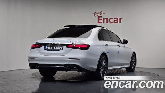 Mercedes-Benz E-класс W213 AMG Line, 2022 2