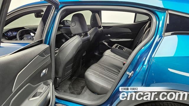 Peugeot 408 1.2 Pure Tech GT, 2025 11