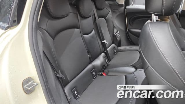 Mini Cooper D 3세대, 2017 13