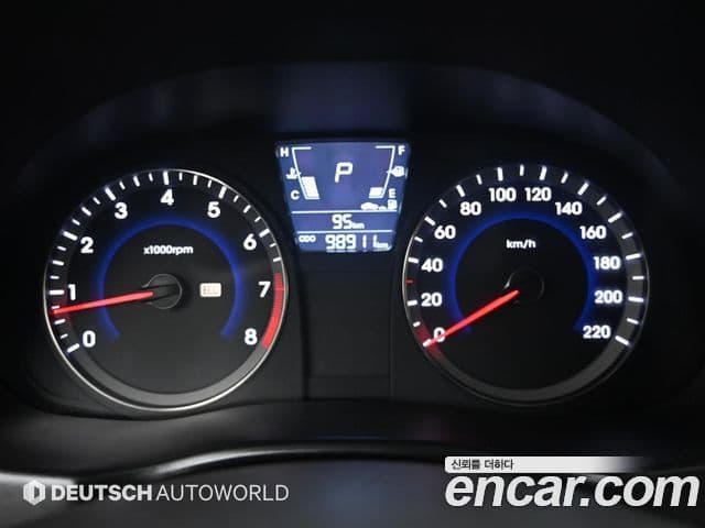 Hyundai Accent(новый кузов / новое поколение) Premier, 2012 8