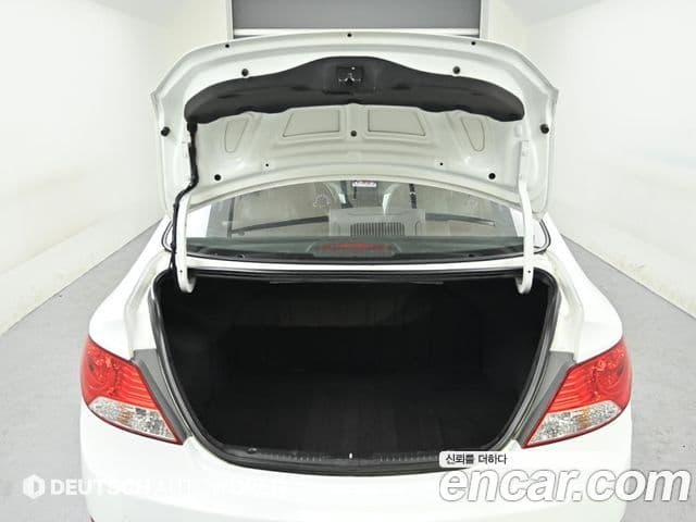 Hyundai Accent(новый кузов / новое поколение) Premier, 2012 19