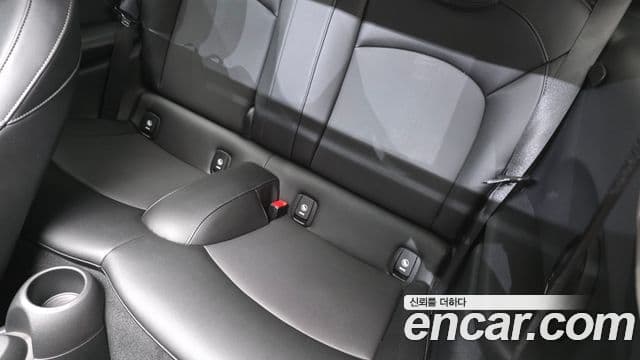 Mini Cooper D 3세대, 2018 12