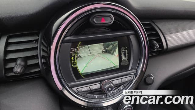 Mini Cooper D 3세대, 2018 14