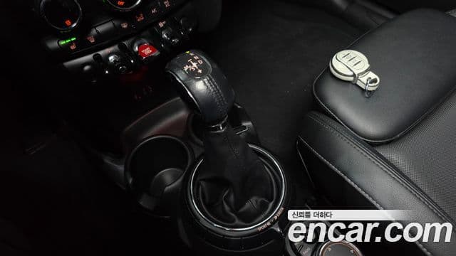 Mini Cooper D 3세대, 2017 9