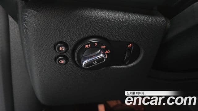 Mini Cooper D 3세대, 2017 17