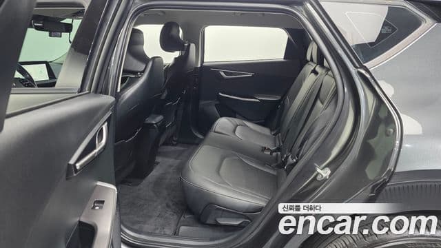 Kia EV6 Air, 2022 11