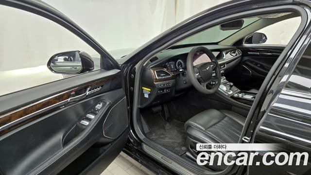 Genesis G90 Premium Luxury, 2019 10